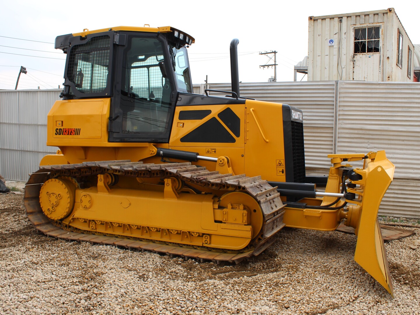 BULLDOZER SD13YS