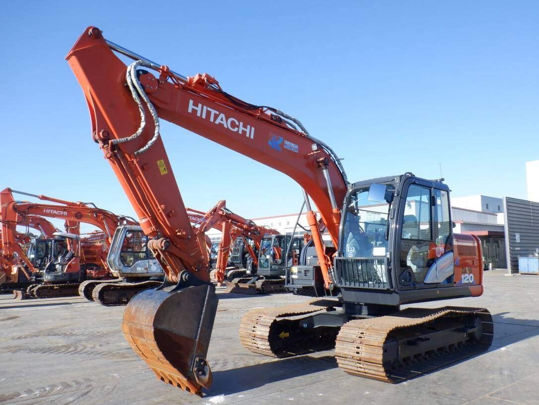 EXCAVADORA HITACHI ZX120-6 USADA