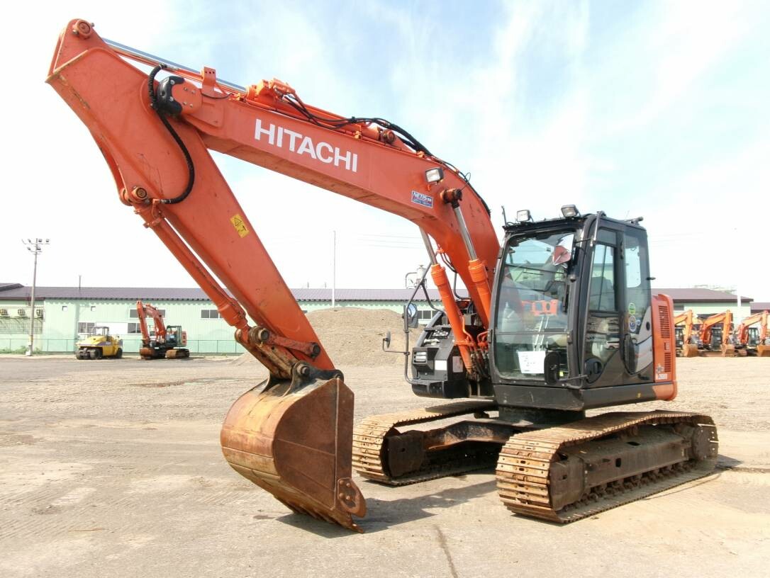 EXCAVADORA HITACHI ZX135US-6 USADA