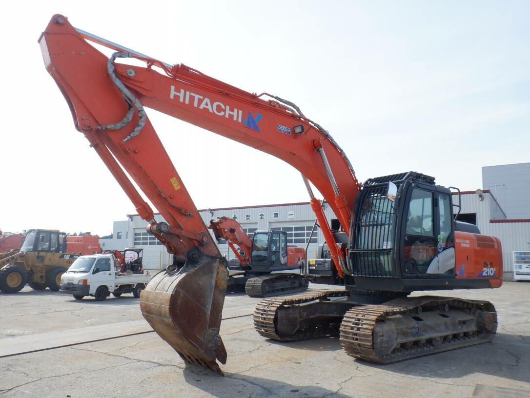 EXCAVADORA HITACHI ZX210K-6B USADA
