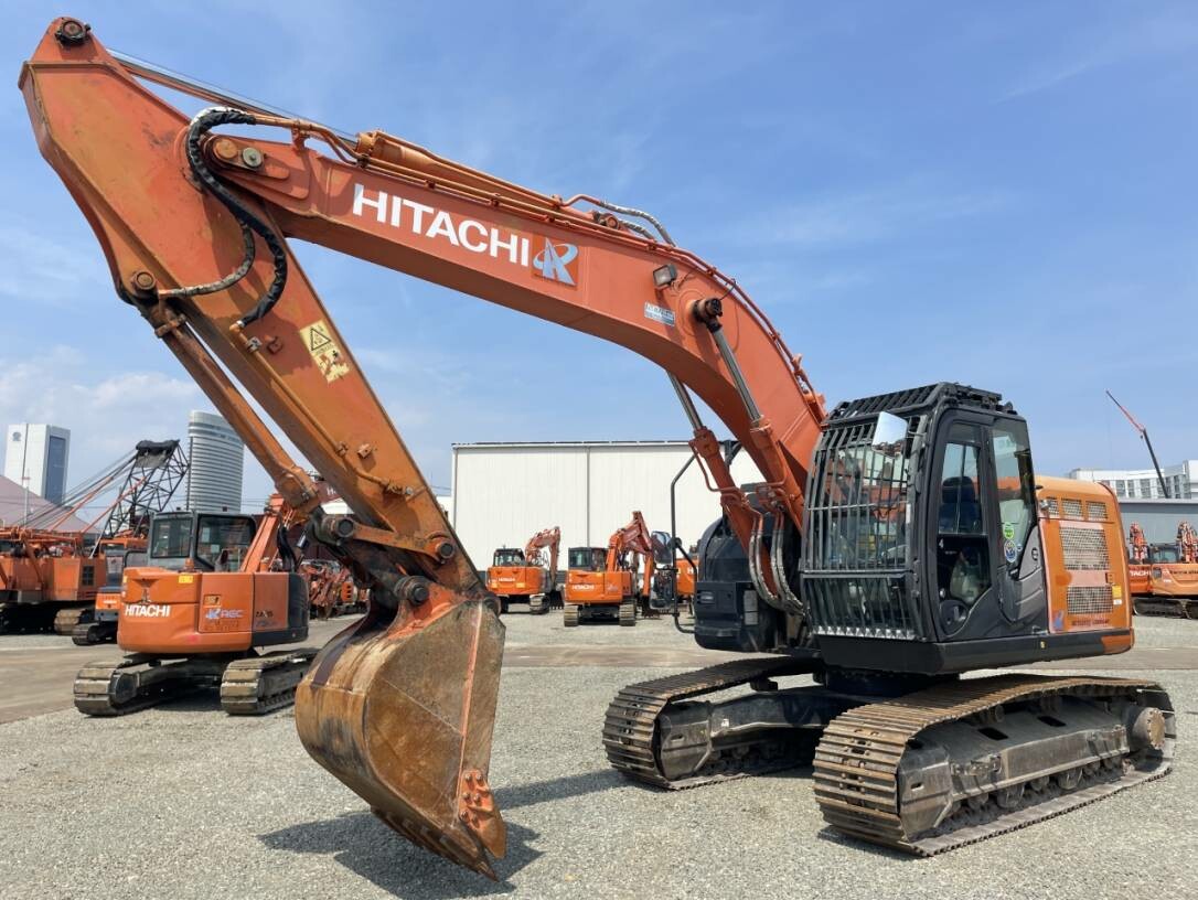 EXCAVADORA HITACHI ZX225USRK-6 USADA
