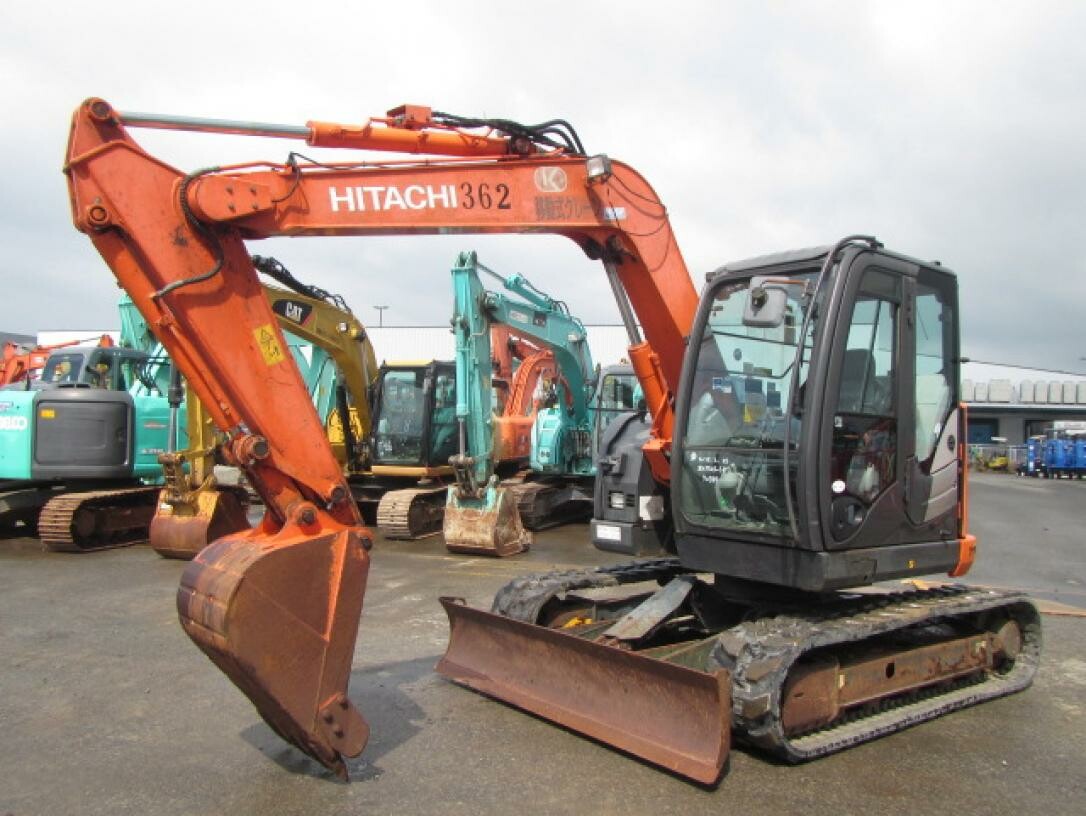 EXCAVADORA HITACHI ZX75US-5B