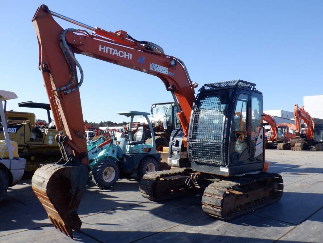 EXCAVADORA HITACHI ZX75USK-5B