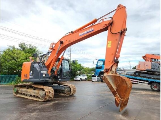 EXCAVADORA ZX225USR-5B USADA