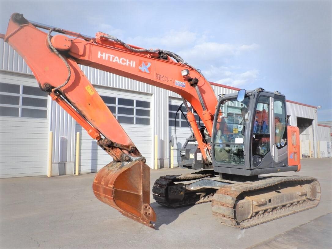 EXCAVADORA HITACHI ZX 135US-3