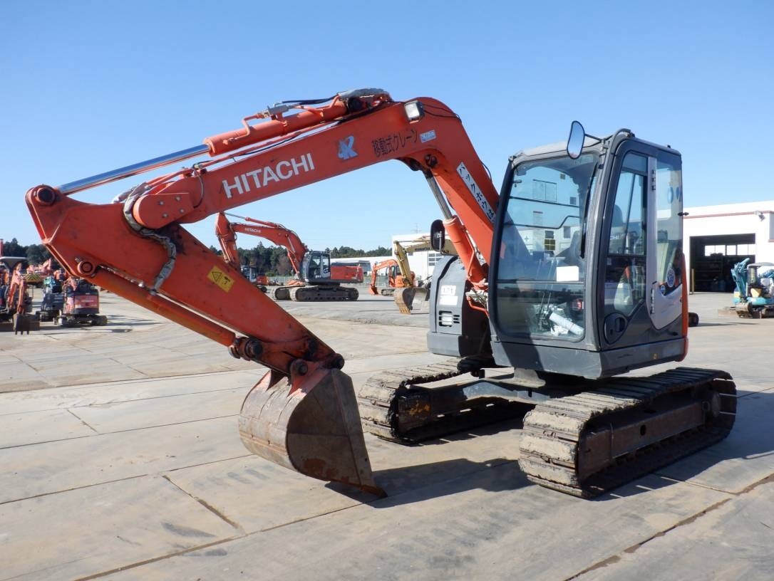 EXCAVADORA HITACHI ZX 75 US-3