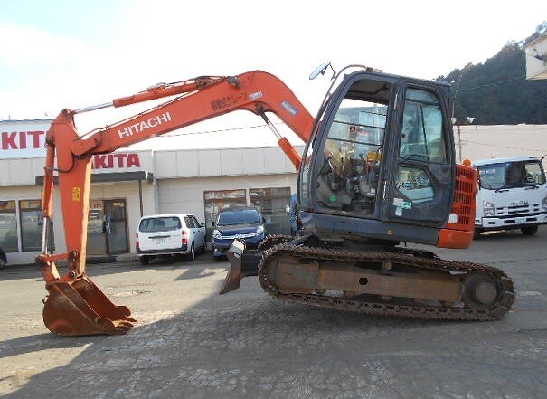 EXCAVADORA HITACHI ZX75US - 3