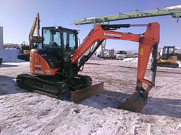 MINI EXCAVADORA ZX40U- 5B USADA