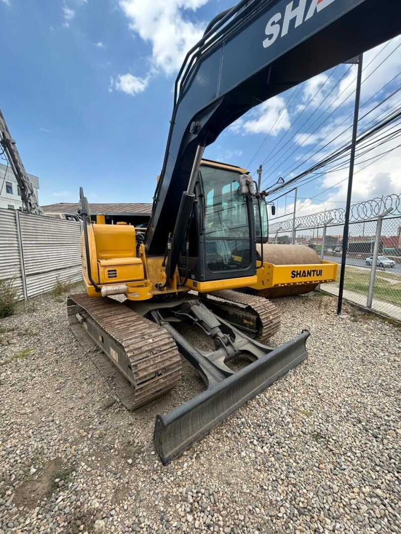 EXCAVADORA SE75 BRAZO ESTÁNDAR