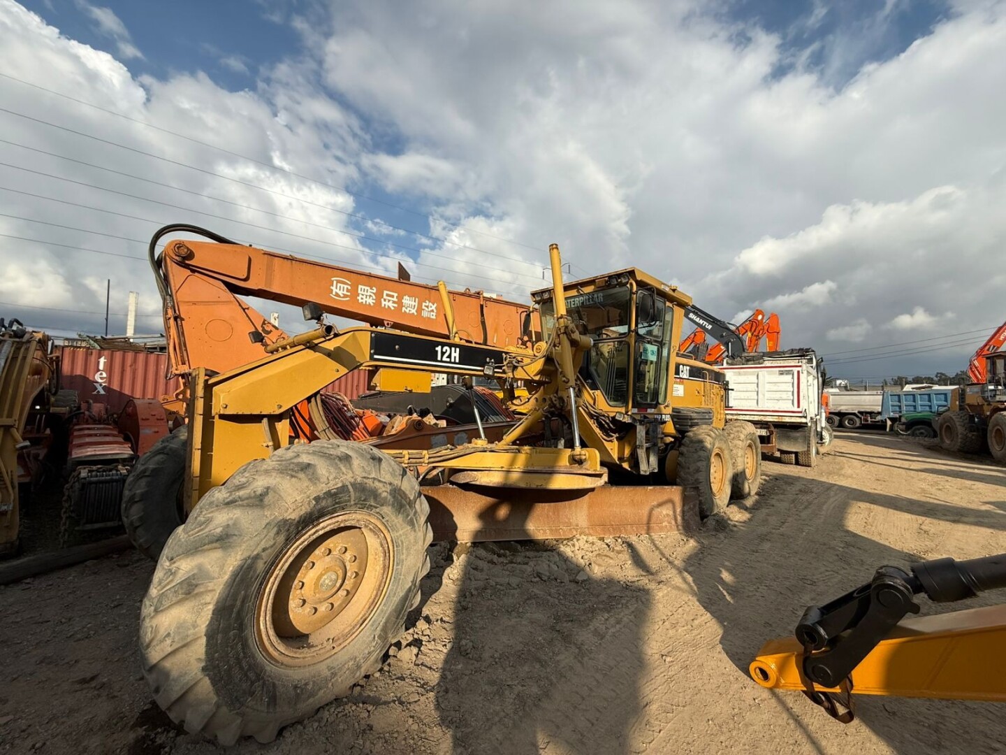 MOTONIVELADORA CAT 12H UASADA